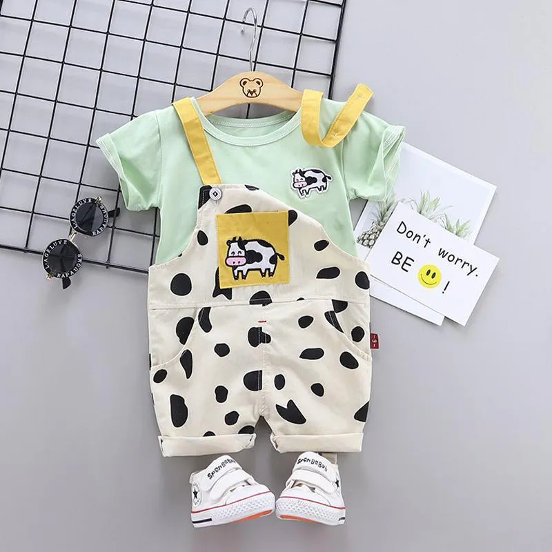 2pcs Fashion Cow Print T-shirt and Jumpsuits